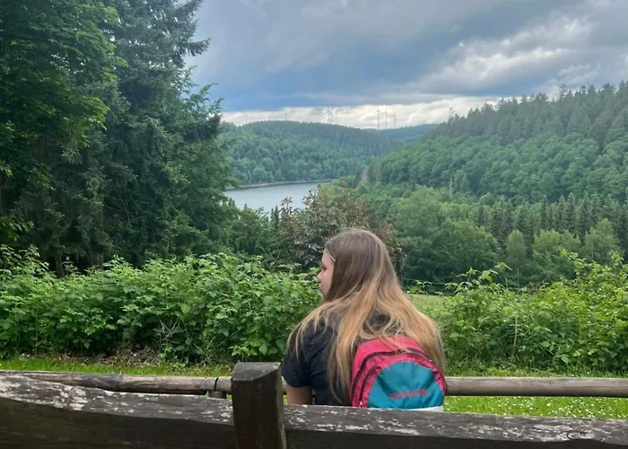 Eifelurlaub - Kanadisches Blockstamm Fuer 12 Personen Дом отдыха *